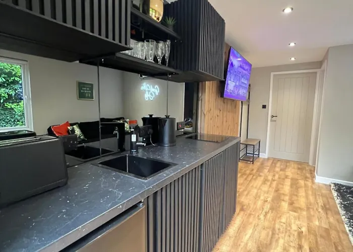 Airport & Trinity Uni Appartamento *